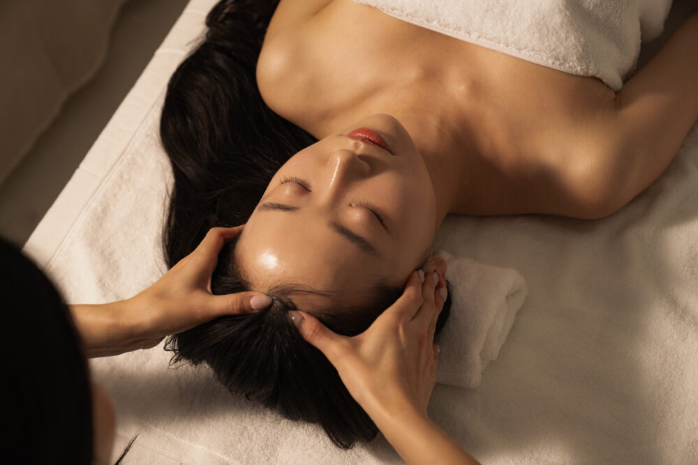 MIRAKU Long Head Massage